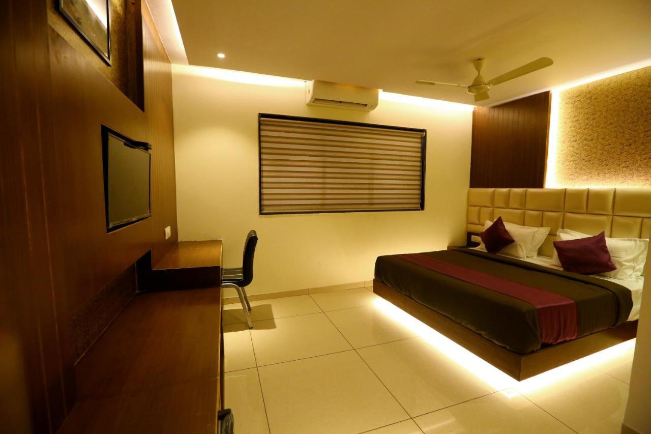 Hotel Hindustan Residency Thane Exterior photo