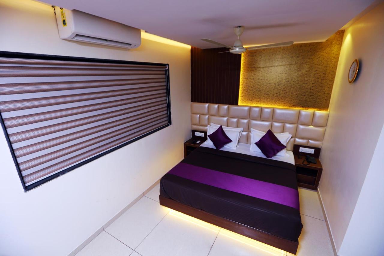Hotel Hindustan Residency Thane Exterior photo